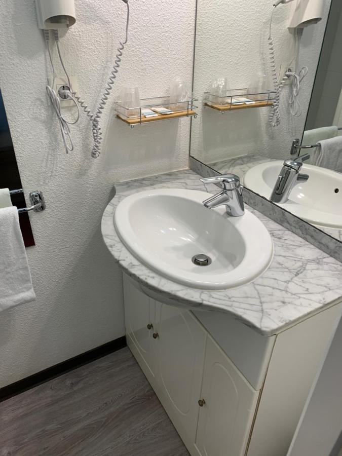 Everhotel De Tarbes-Ibos 외부 사진