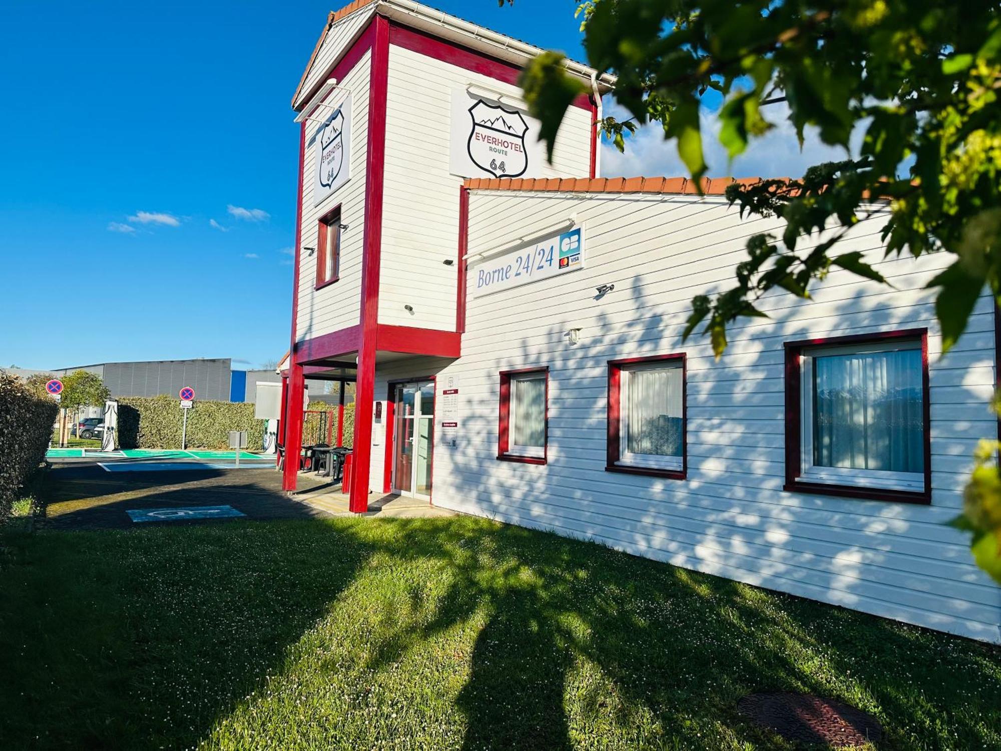 Everhotel De Tarbes-Ibos 외부 사진